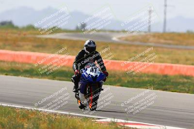 media/Apr-30-2023-CRA (Sun) [[020fcf5d43]]/Race 11-600 Expert Superbike/